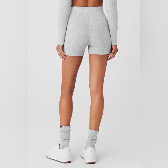 Alo High Waist Me Time Shorts - Picture 3 of 3